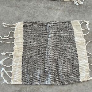 Table setting never been used NEW